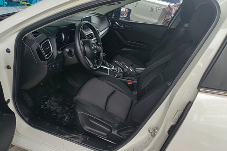 Used Mazda 3 Axela 2014 Sedan 1.5L Automatic Luxury Model Left Front Seat