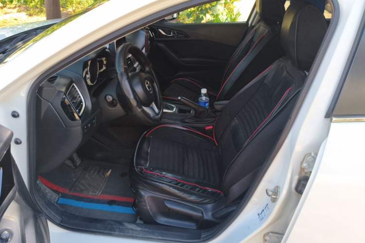 Used Mazda 3 Axela 2014 Sedan 1.5L Automatic Comfort Model Left Front Seat