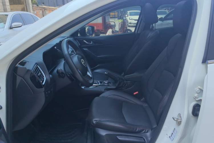 Used Mazda 3 Axela 2014 Hatchback 2.0L Automatic Sport Model Left Front Seat