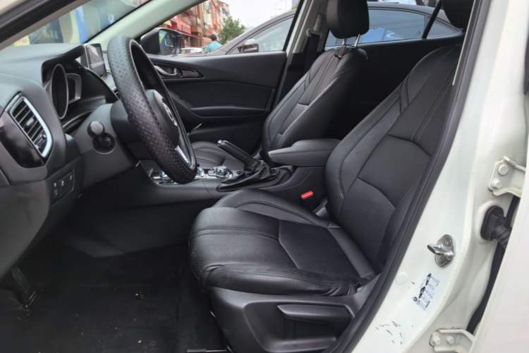 Used Mazda 3 Axela 2014 Hatchback 1.5L Automatic Luxury Model Left Front Seat