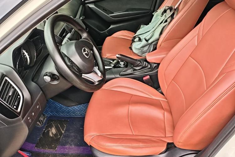 Used Mazda 3 Axela 2014 Sedan 1.5L Automatic Luxury Model Left Front Seat