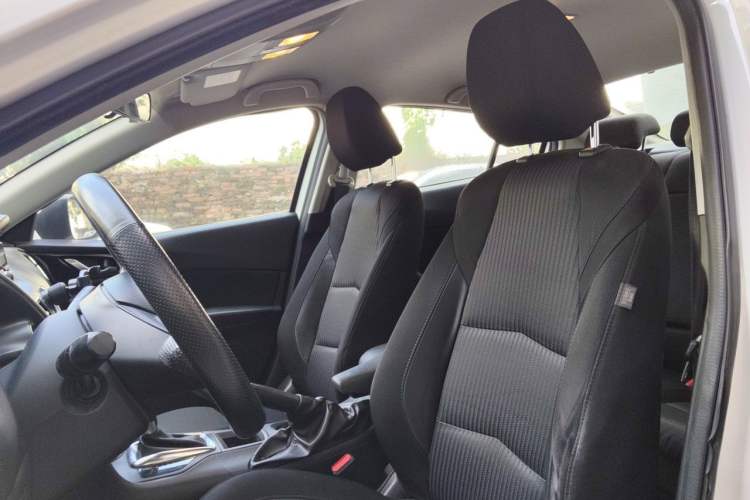 Used Mazda 3 Axela 2014 Sedan 1.5L Automatic Comfort Model Left Front Seat