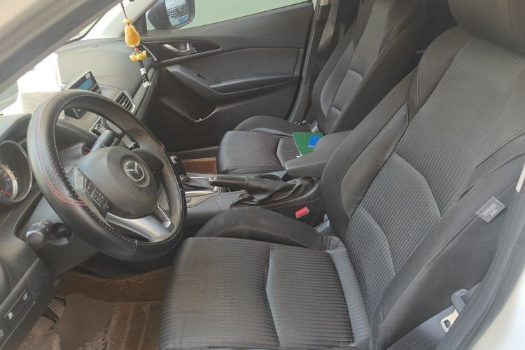 Used Mazda 3 Axela 2014 Sedan 1.5L Automatic Comfort Model Left Front Seat