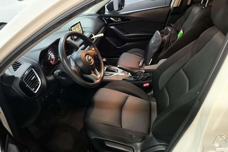 Used Mazda 3 Axela 2014 Sedan 1.5L Automatic Luxury Model Left Front Seat