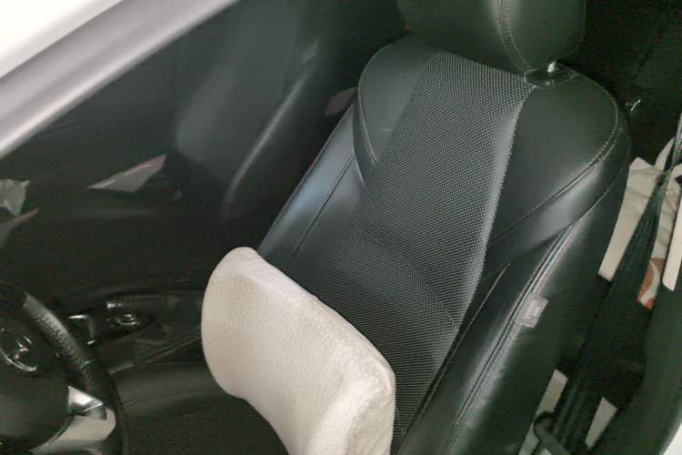 Used Mazda 3 Axela 2014 Hatchback 2.0L Automatic Sport Model Left Front Seat