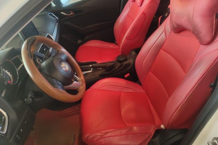 Used Mazda 3 Axela 2014 Sedan 1.5L Automatic Comfort Model Left Front Seat