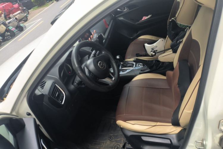 Used Mazda 3 Axela 2014 Hatchback 1.5L Automatic Luxury Model Left Front Seat