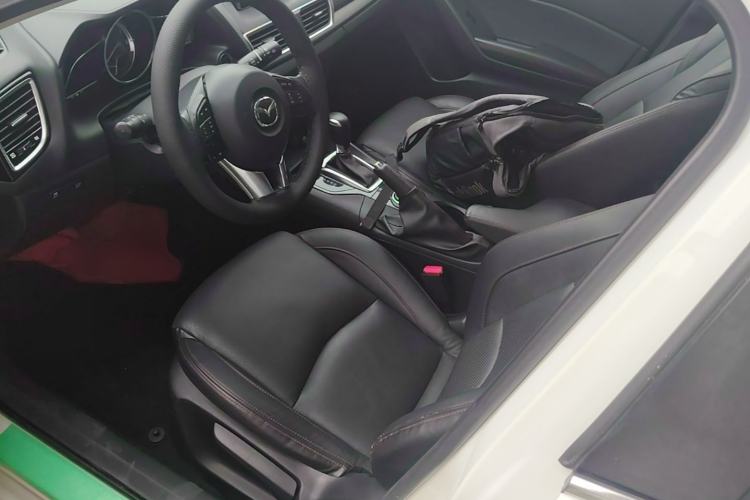 Used Mazda 3 Axela 2014 Hatchback 2.0L Automatic Flagship Model Left Front Seat