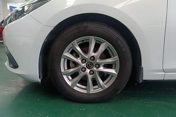 Used Mazda 3 Axela 2014 Sedan 1.5L Automatic Comfort Model Left Front Wheel Hub