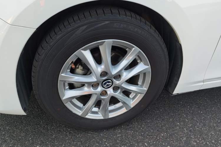 Used Mazda 3 Axela 2014 Sedan 1.5L Automatic Luxury Model Left Front Wheel Hub