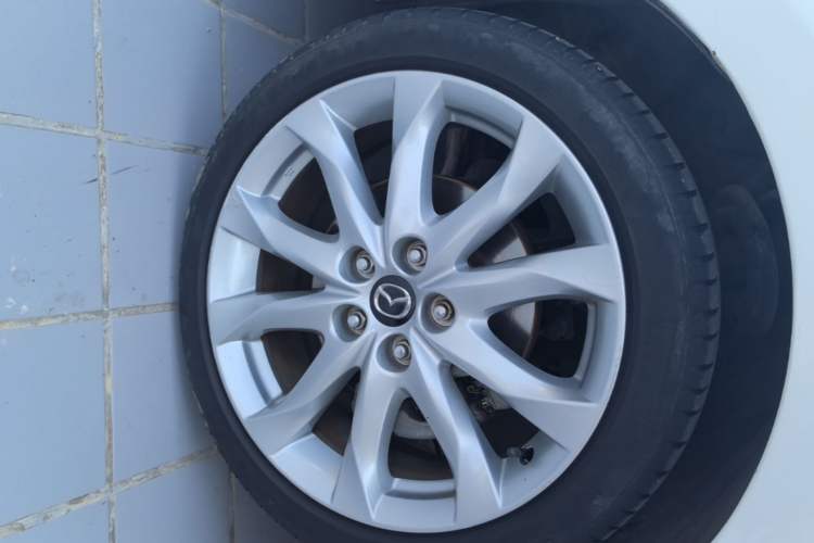 Used Mazda 3 Axela 2014 Hatchback 2.0L Automatic Sport Model Left Front Wheel Hub