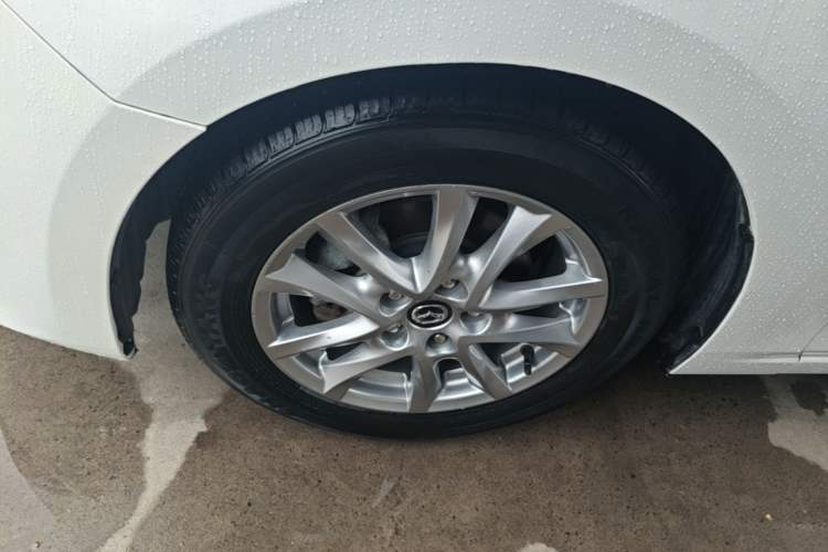 Used Mazda 3 Axela 2014 Sedan 1.5L Automatic Comfort Model Left Front Wheel Hub