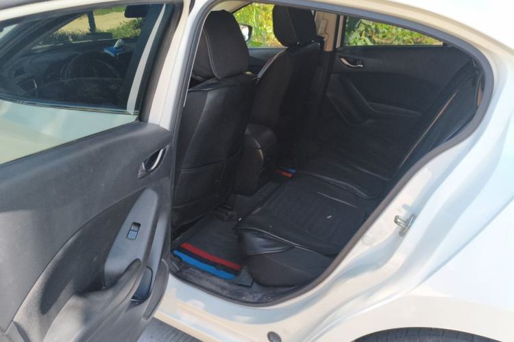 Used Mazda 3 Axela 2014 Sedan 1.5L Automatic Comfort Model Left Rear Seat
