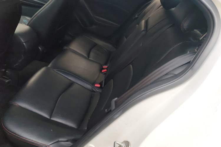 Used Mazda 3 Axela 2014 Sedan 1.5L Automatic Comfort Model Left Rear Seat