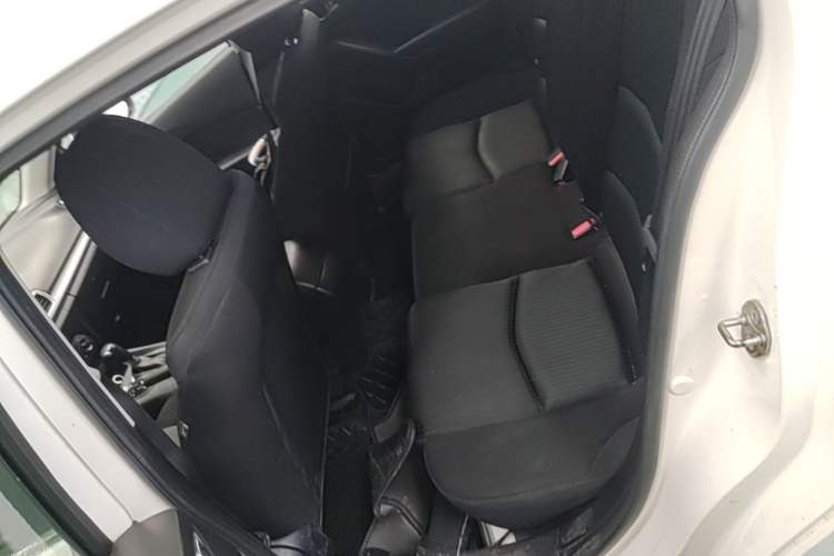 Used Mazda 3 Axela 2014 Sedan 1.5L Automatic Comfort Model Left Rear Seat