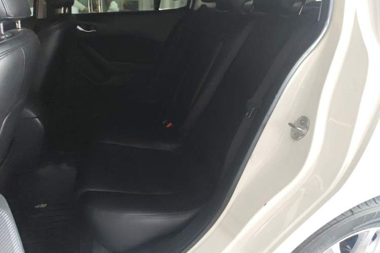 Used Mazda 3 Axela 2014 Sedan 1.5L Automatic Comfort Model Left Rear Seat