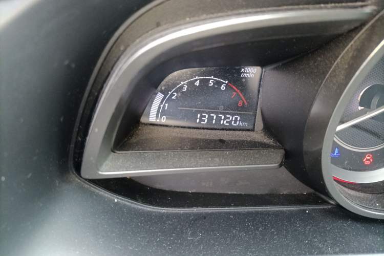Used Mazda 3 Axela 2014 Sedan 1.5L Manual Comfort Model Odometer Close Up