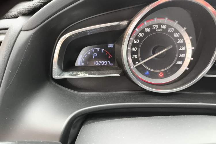 Used Mazda 3 Axela 2014 Sedan 1.5L Automatic Luxury Model Odometer Close Up