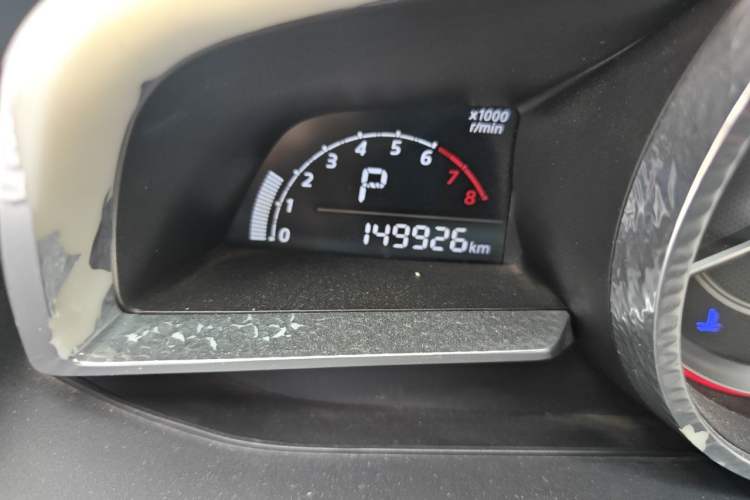 Used Mazda 3 Axela 2014 Sedan 1.5L Automatic Luxury Model Odometer Close Up