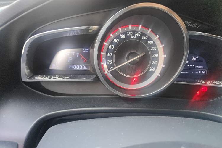 Used Mazda 3 Axela 2014 Sedan 1.5L Automatic Comfort Model Odometer Close Up