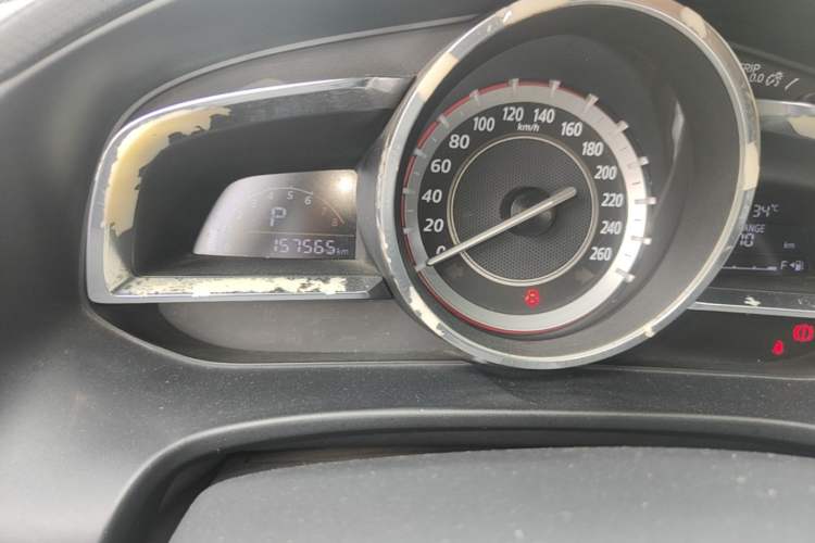 Used Mazda 3 Axela 2014 Sedan 1.5L Automatic Luxury Model Odometer Close Up