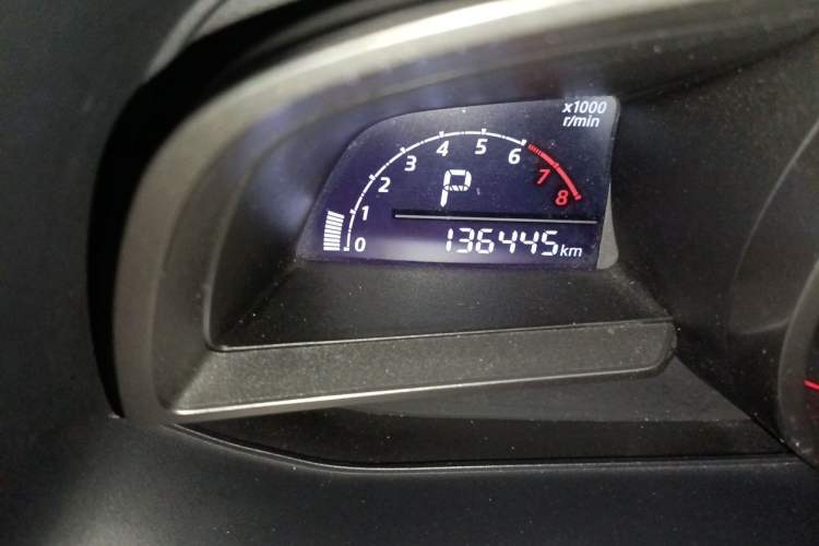 Used Mazda 3 Axela 2014 Sedan 1.5L Automatic Luxury Model Odometer Close Up