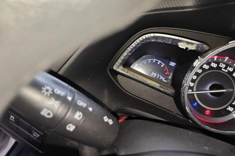 Used Mazda 3 Axela 2014 Hatchback 1.5L Manual Comfort Model Odometer Close Up