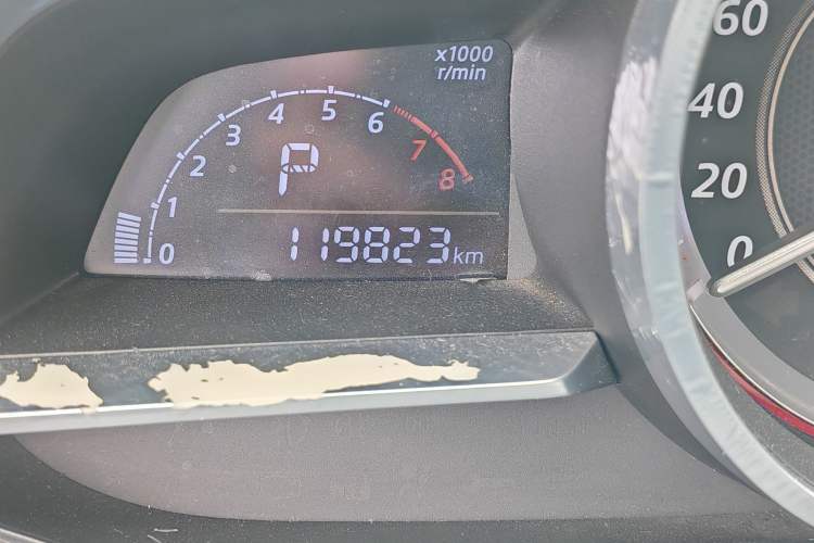 Used Mazda 3 Axela 2014 Sedan 1.5L Automatic Comfort Model Odometer Close Up