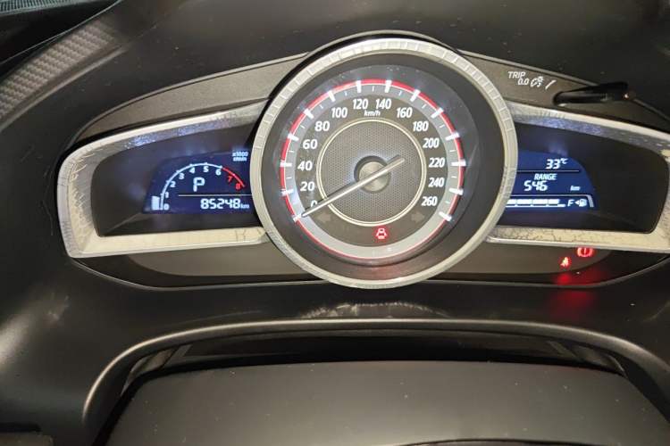 Used Mazda 3 Axela 2014 Hatchback 1.5L Automatic Luxury Model Odometer Close Up