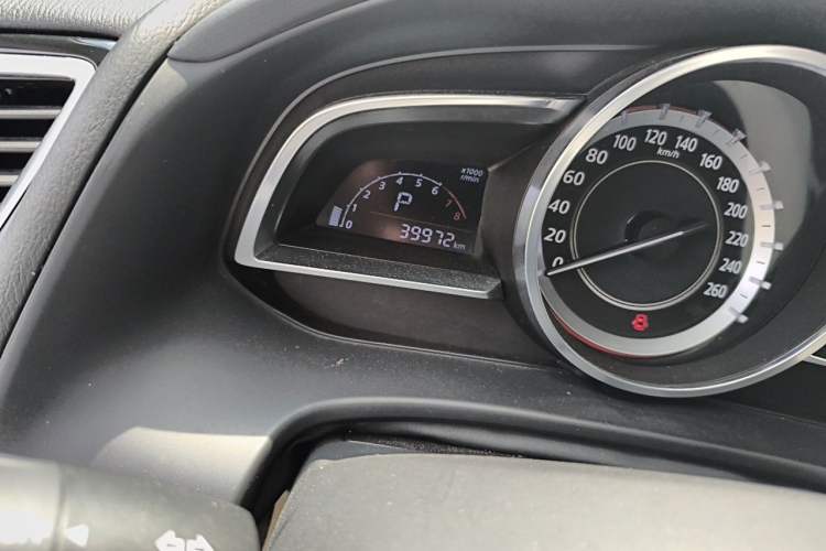 Used Mazda 3 Axela 2014 Sedan 1.5L Automatic Luxury Model Odometer Close Up