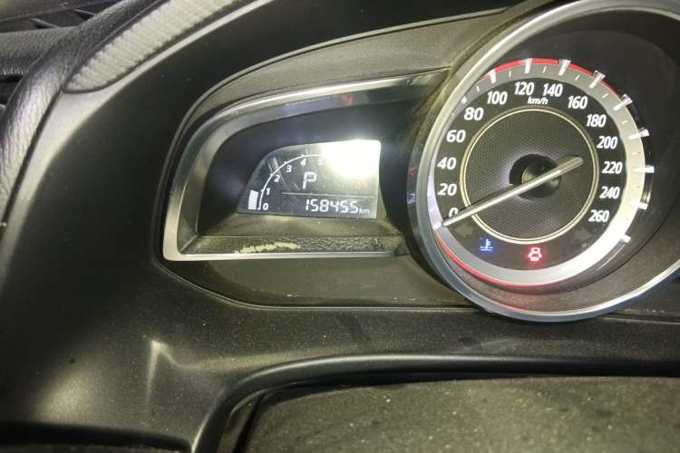 Used Mazda 3 Axela 2014 Sedan 1.5L Automatic Luxury Model Odometer Close Up