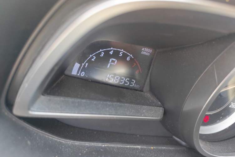 Used Mazda 3 Axela 2014 Sedan 2.0L Automatic Sport Model Odometer Close Up