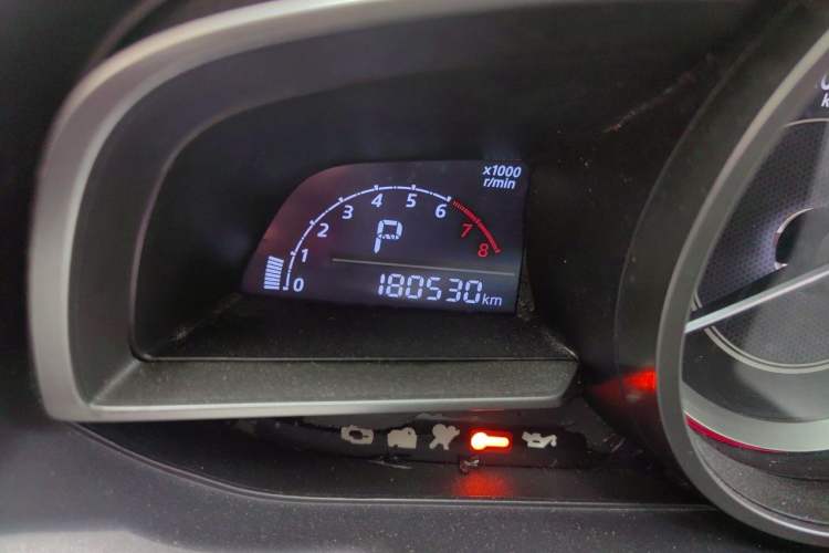 Used Mazda 3 Axela 2014 Sedan 1.5L Automatic Luxury Model Odometer Close Up