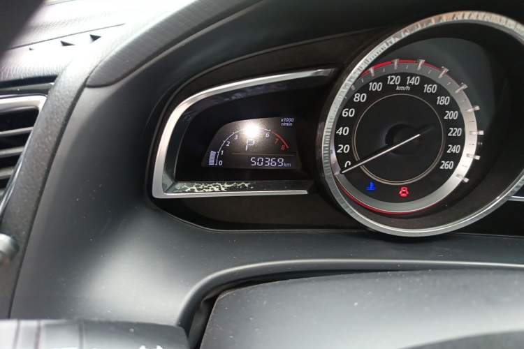Used Mazda 3 Axela 2014 Sedan 1.5L Automatic Luxury Model Odometer Close Up