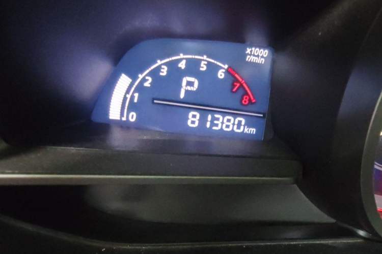 Used Mazda 3 Axela 2014 Sedan 1.5L Automatic Comfort Model Odometer Close Up