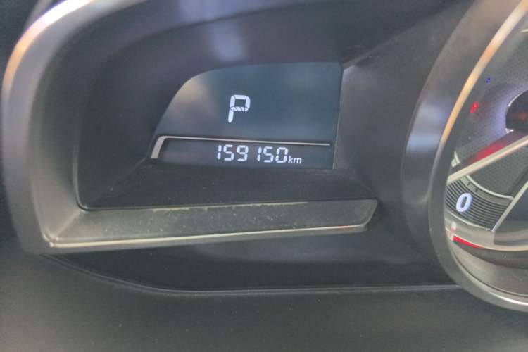 Used Mazda 3 Axela 2014 Hatchback 2.0L Automatic Flagship Model Odometer Close Up