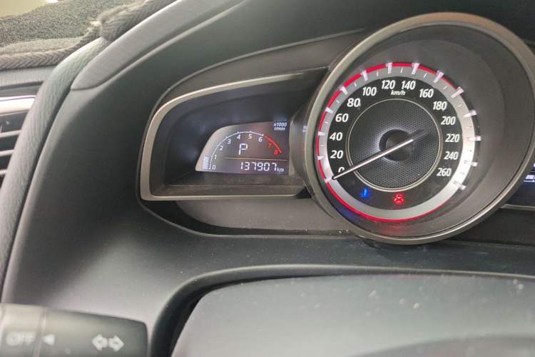 Used Mazda 3 Axela 2014 Sedan 1.5L Automatic Luxury Model Odometer Close Up