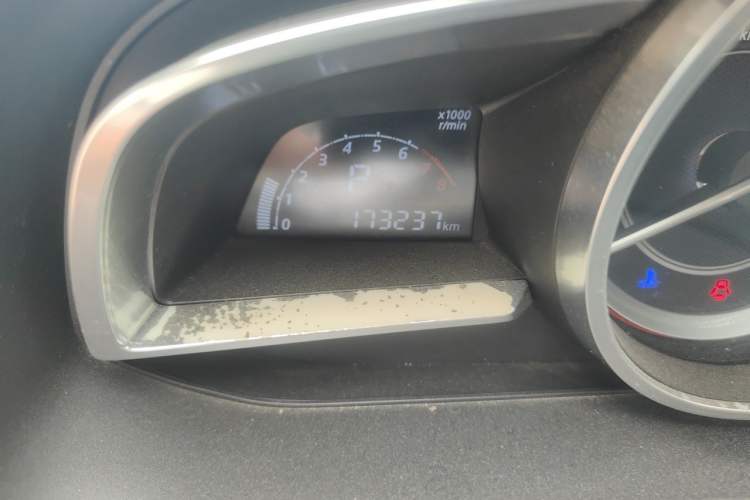 Used Mazda 3 Axela 2014 Sedan 2.0L Automatic Sport Model Odometer Close Up