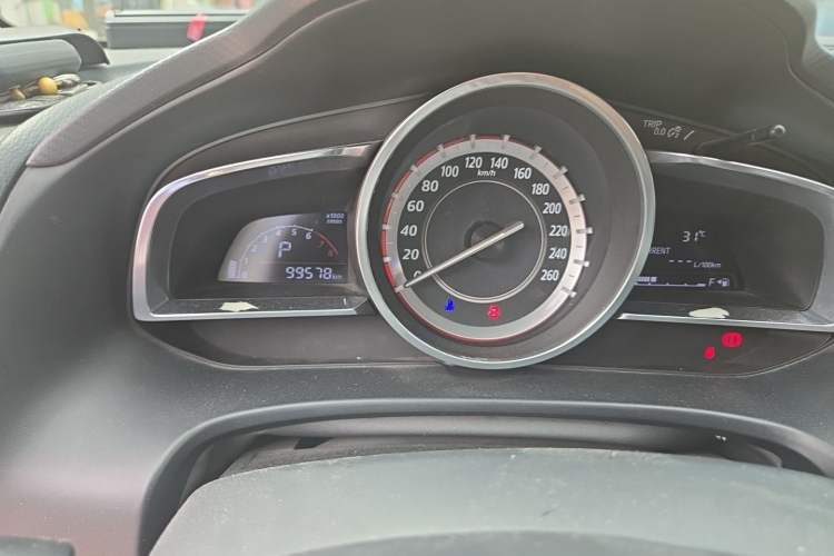 Used Mazda 3 Axela 2014 Sedan 1.5L Automatic Comfort Model Odometer Close Up