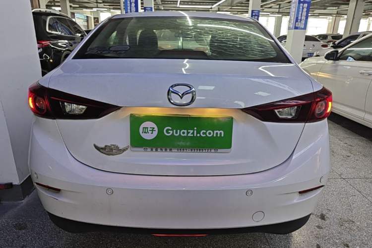 Used Mazda 3 Axela 2014 Sedan 1.5L Automatic Comfort Model Rear