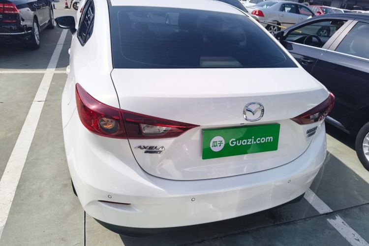 Used Mazda 3 Axela 2014 Sedan 1.5L Automatic Luxury Model Rear