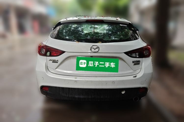 Used Mazda 3 Axela 2014 Hatchback 1.5L Manual Comfort Model Rear