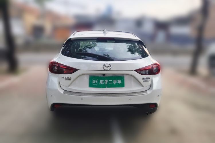 Used Mazda 3 Axela 2014 Hatchback 1.5L Manual Comfort Model Rear