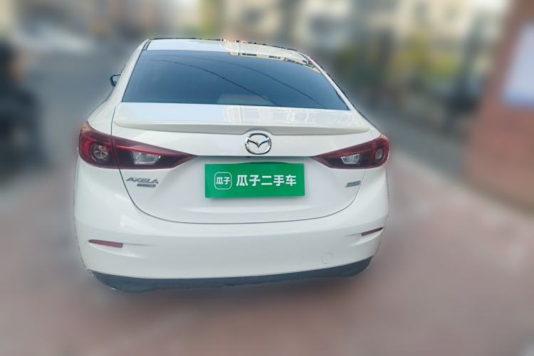 Used Mazda 3 Axela 2014 Sedan 1.5L Manual Comfort Model Rear