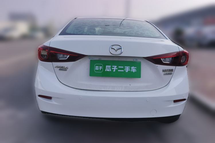 Used Mazda 3 Axela 2014 Sedan 1.5L Manual Comfort Model Rear