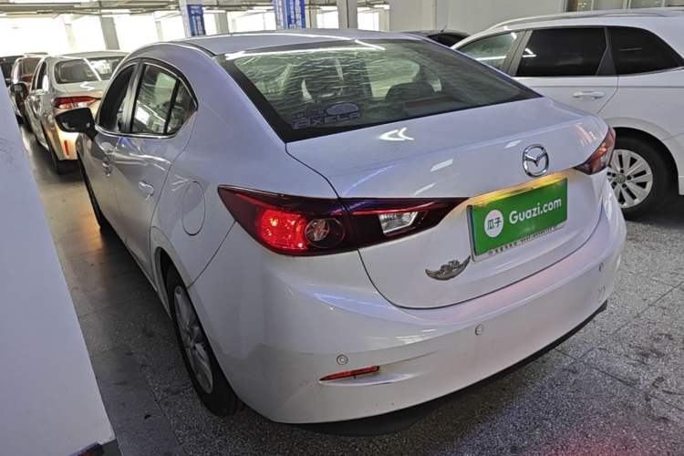 Used Mazda 3 Axela 2014 Sedan 1.5L Automatic Comfort Model Rear Left 45 Deg