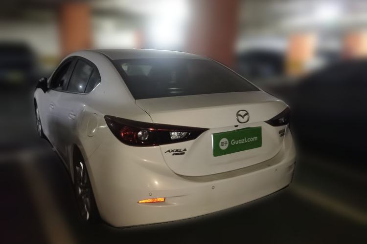 Used Mazda 3 Axela 2014 Sedan 2.0L Automatic Flagship Model Rear Left 45 Deg