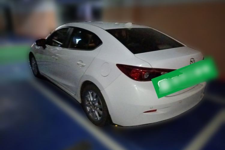 Used Mazda 3 Axela 2014 Sedan 1.5L Automatic Comfort Model Rear Left 45 Deg