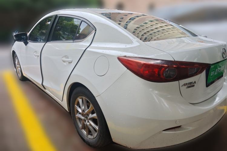 Used Mazda 3 Axela 2014 Sedan 1.5L Automatic Comfort Model Rear Left 45 Deg