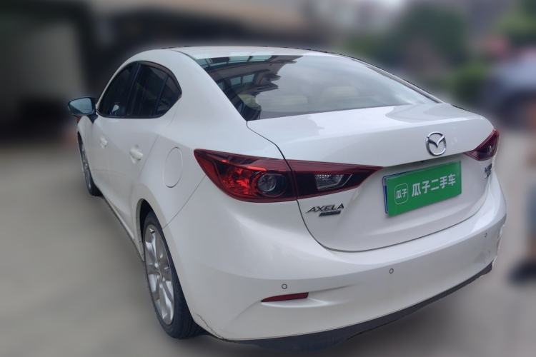 Used Mazda 3 Axela 2014 Sedan 2.0L Automatic Sport Model Rear Left 45 Deg